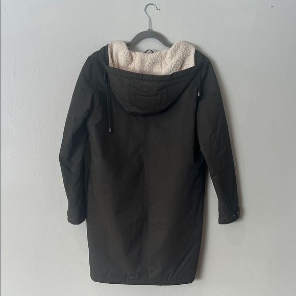 Levi's Black Utility Jacket with Cream Lining - Picture 3 of 4